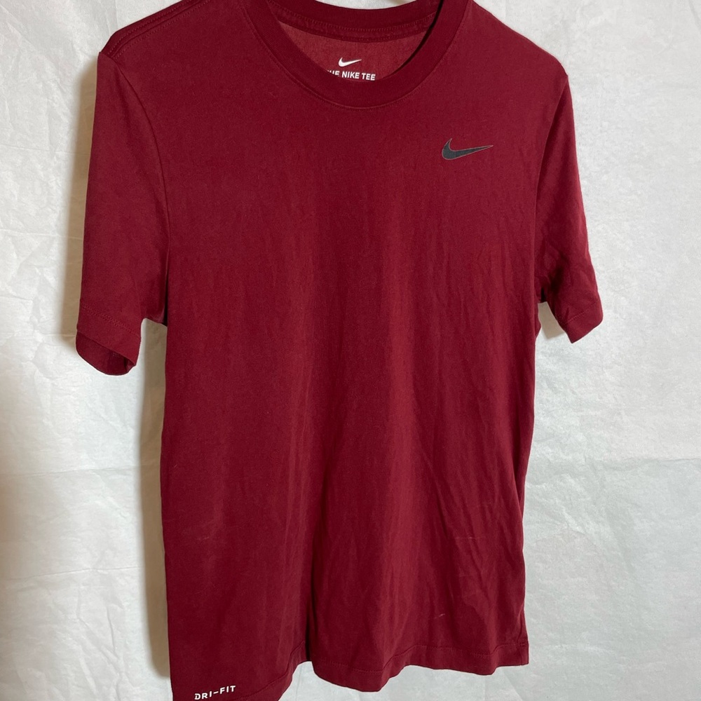 NIKE Dri-Fit T-Shirt